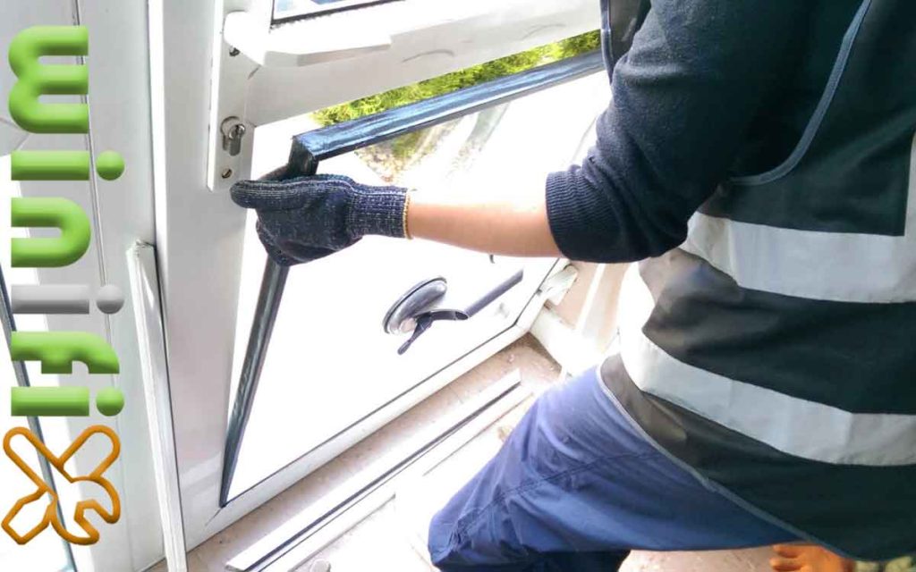 نصاب شیشه دوجداره