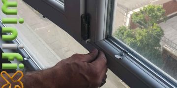 افتادگی در و پنجره دوجداره