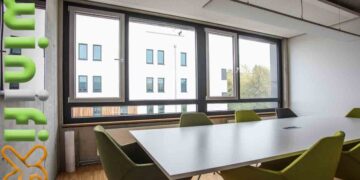 علت زوزهکشیدن پنجره دوجداره