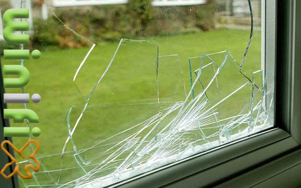 تعویض شیشه دوجداره شکسته