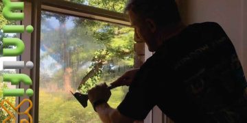 چسب محافظ شیشه