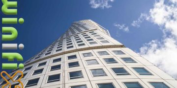 تغییر غیرمجاز پنجره نمای ساختمان